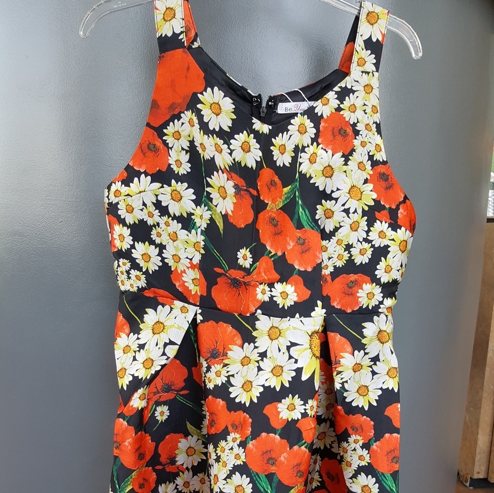 black floral  pleated dress